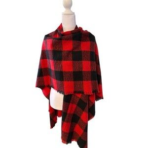 Old Navy Red Black Plaid Fringed Poncho Wrap  Scarf  soft comfortable New